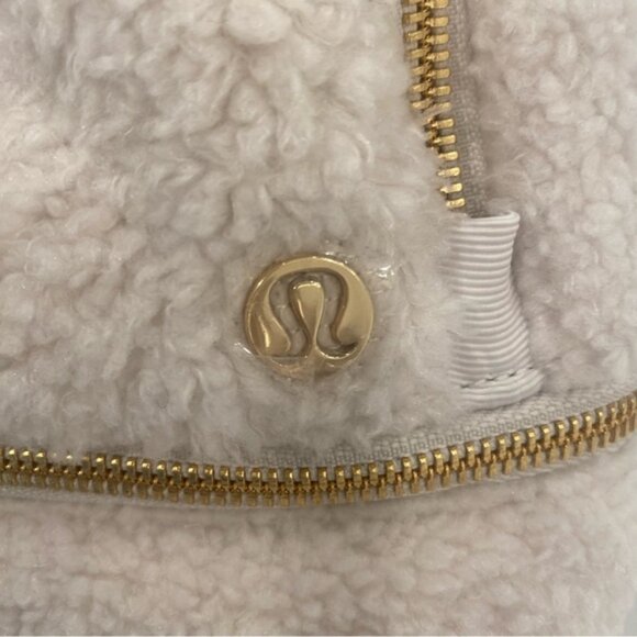 LULULEMON CITY ADVENTURER BACK PACK MICRO * FLEECE * 3L - Picture 6 of 8